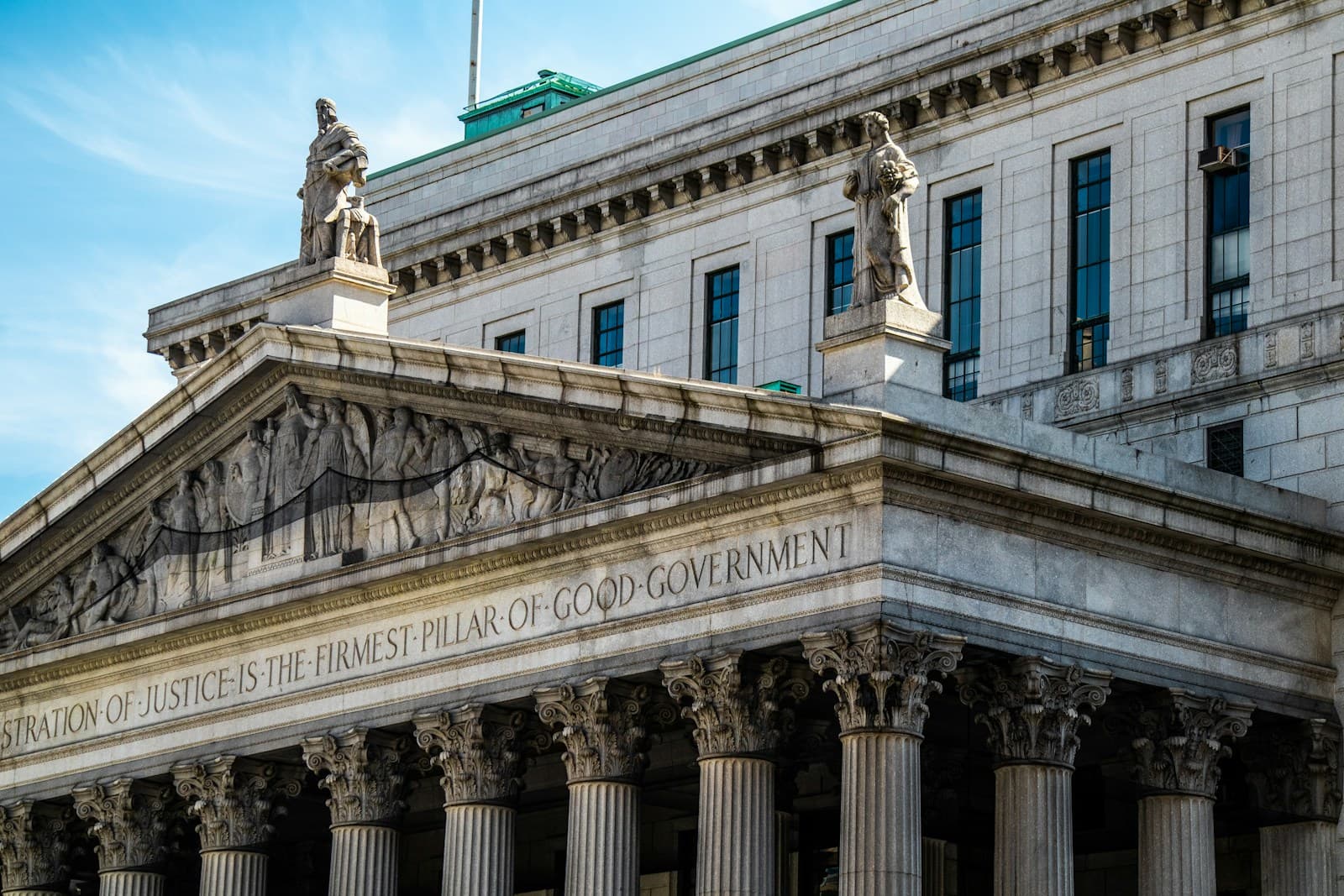 A Manhattan courthouse exterior used as context for the Brad Lander 26 Federal Plaza protest acquittal story.